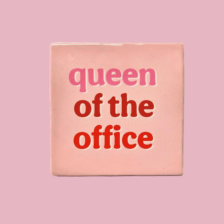 Carreau - Queen of the office