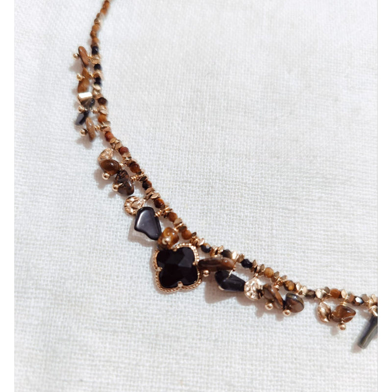 Collier Witch